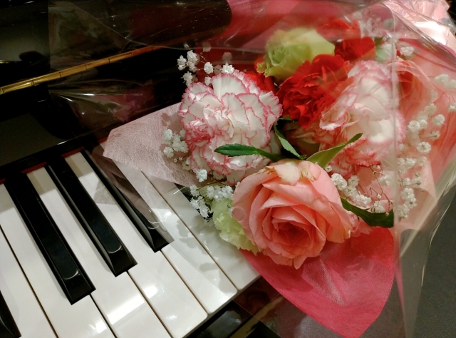 ピアノ発表会花束